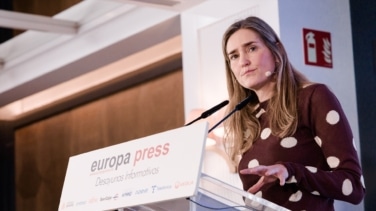 España apoyará la propuesta de la AIE de liberar el equivalente a 12 días de reservas de petróleo