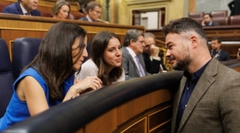 Rufián lidera una encuesta para encabezar el Frente Amplio que deja a Mónica García en décima posición