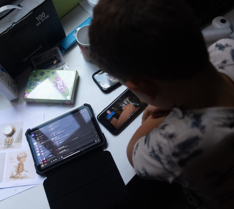Educar, guiar y proteger a los menores en el entorno online