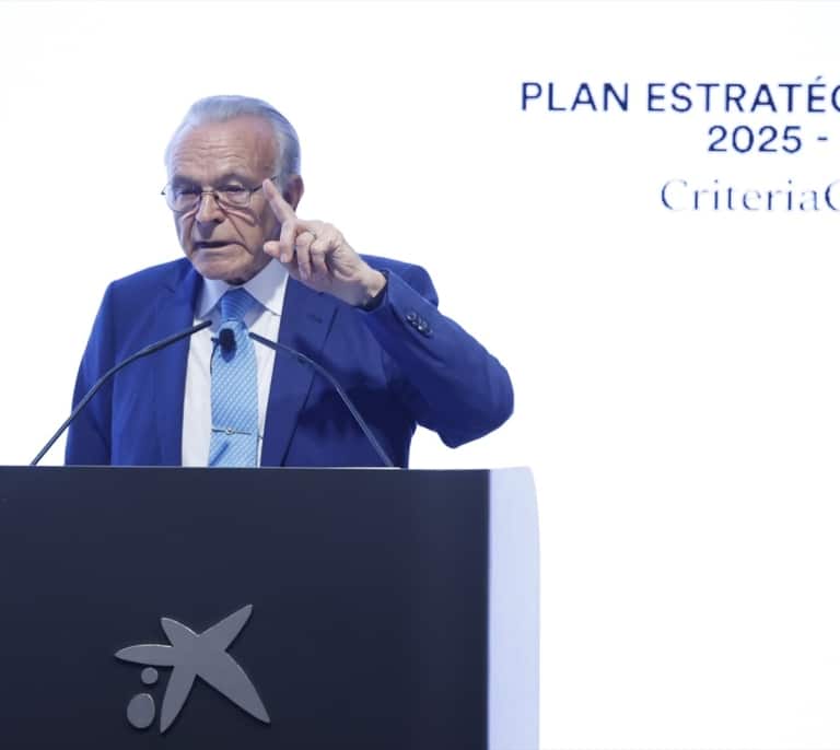 Criteria refuerza su posición en Naturgy hasta el 28,5% tras la salida de BlackRock