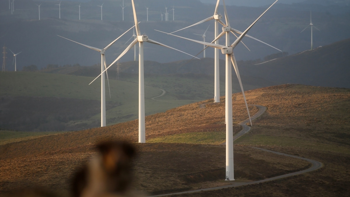 Un parque eólico en Muras, Lugo, Galicia (España).