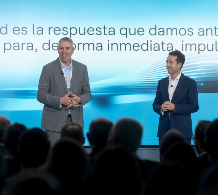Lo que arriesga Escribano con su pulso a Moncloa