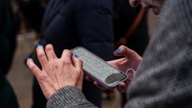 La verdad sobre la sospecha que todos tenemos: ¿nos escucha el móvil?