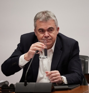 Hacienda detecta subidas de casi el 20% en obras de Transportes adjudicadas [...]