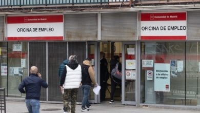 Cuándo se cobra el paro en abril de 2026