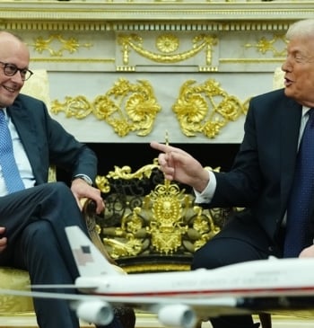 Albares, contra Merz: "Merkel o Scholz tenían otro espíritu europeísta"