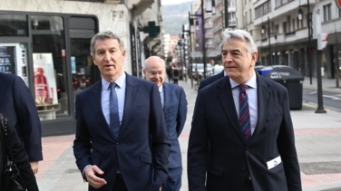 Feijóo acusa a Sánchez de poner en riesgo la seguridad de España por "intereses partidistas"