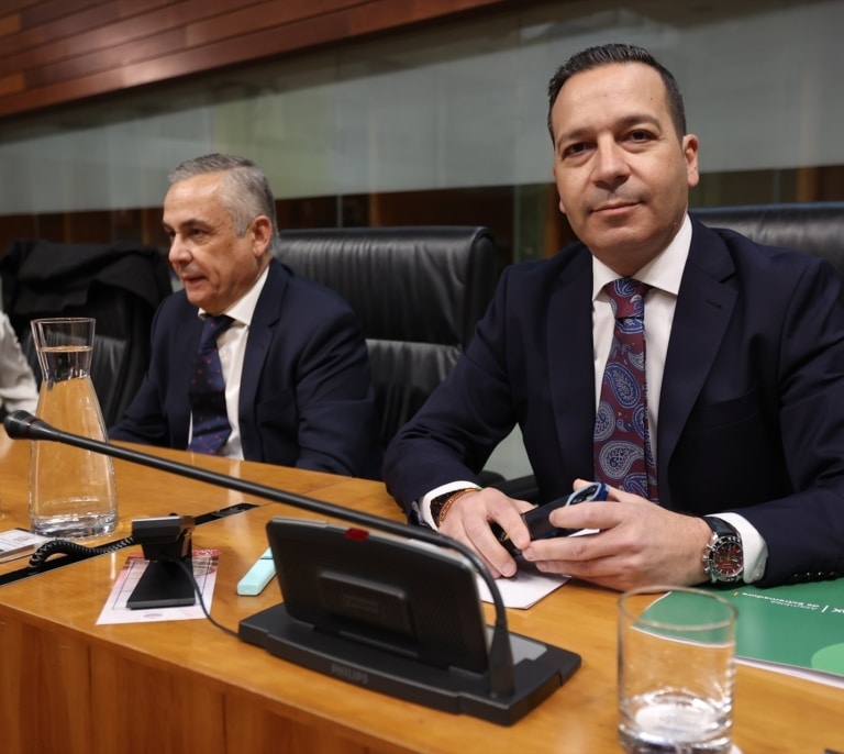 Vox no respaldará a Guardiola como presidenta de Extremadura en la primera votación