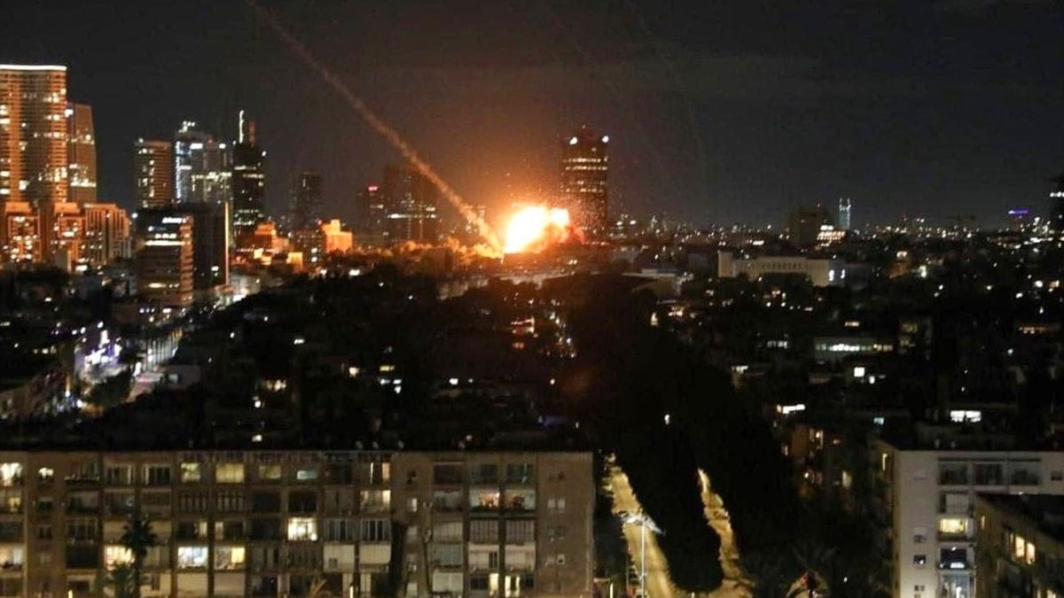 España repatria ya a unos 4.000 ciudadanos desde Oriente Medio y espera un vuelo militar en Torrejón