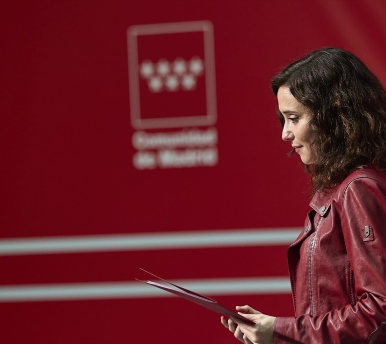 La Justicia da la razón al Gobierno frente a Ayuso y obliga a Madrid a crear el registro de sanitarios objetores del aborto