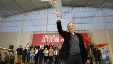 Zapatero ensalza a Sánchez: "Hay que ser valiente y patriota para decirle a ese presidente de Estados Unidos 'no'"