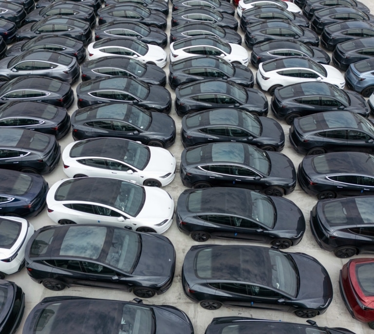 El ahorro de combustible de los coches eléctricos de todo el mundo equivale al 70% de las exportaciones de petróleo iraní