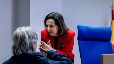 Robles se desmarca de la misión de Macron en Ormuz: "Es un tema de Francia y España no tiene nada que decir"