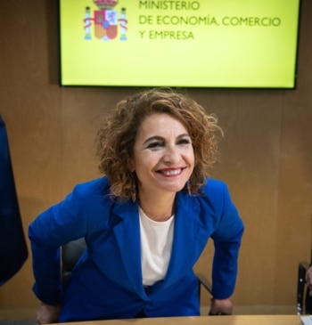 Hacienda vigilará las cuentas en neobancos y advierte que son un "desafío [...]