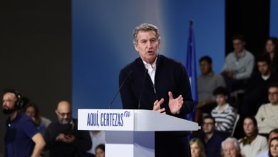 Feijóo pide un Gobierno "libre" para Mañueco y dice que Vox "merece un castigo" en las urnas