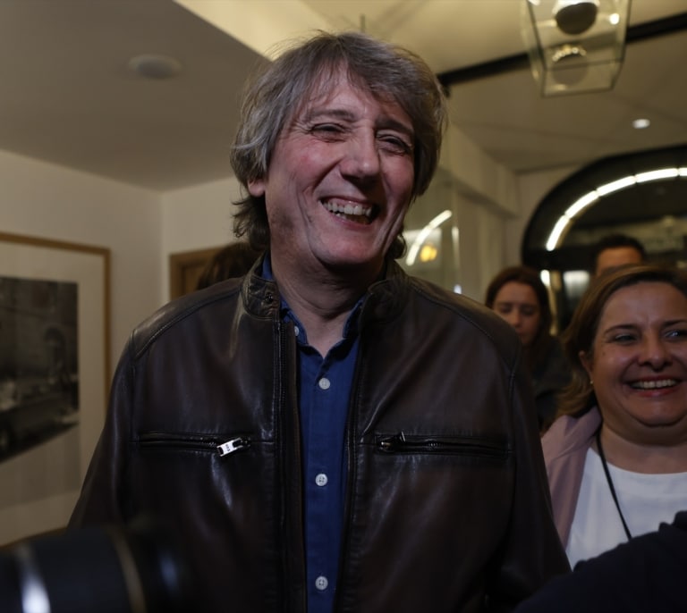Sánchez se come a la izquierda