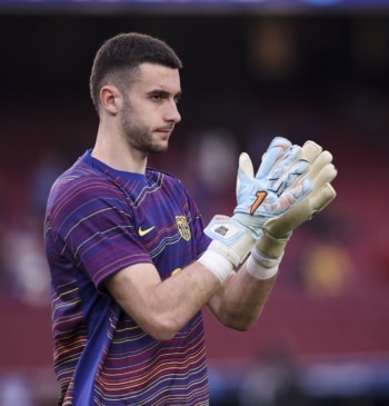 Joan García, Mosquera y Carlos Soler, las grandes novedades de la lista [...]