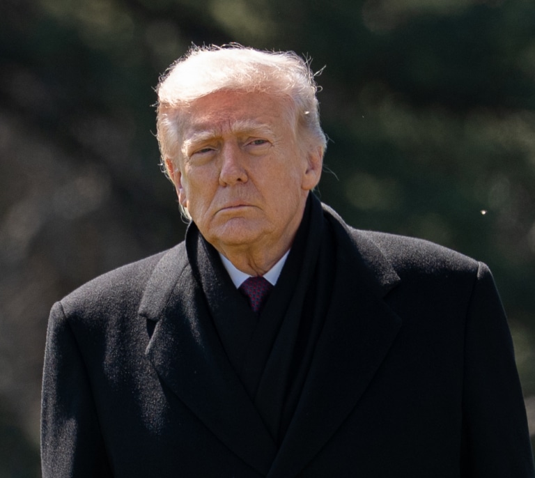 Trump considera razonable retirar las bases militares en España y en otros aliados de la OTAN que no colaboren en Ormuz