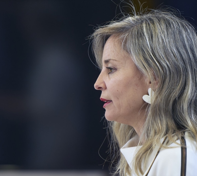 Verónica Martínez Barbero, portavoz de Sumar: "Cambian los pesos de las mujeres en el Gobierno"