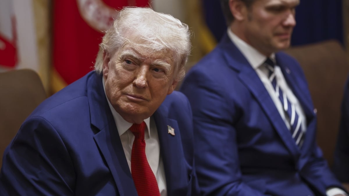 Trump amplía hasta el 6 de abril el ultimátum a Irán para reabrir el estrecho de Ormuz