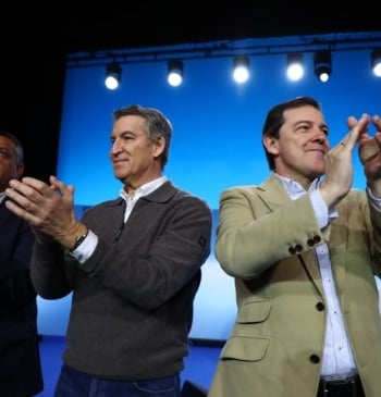 Mañueco contiene el avance de Vox en Castilla y León pese a [...]