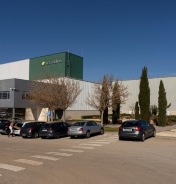 El gigante español del aceite Dcoop paraliza la compra del 100% de [...]