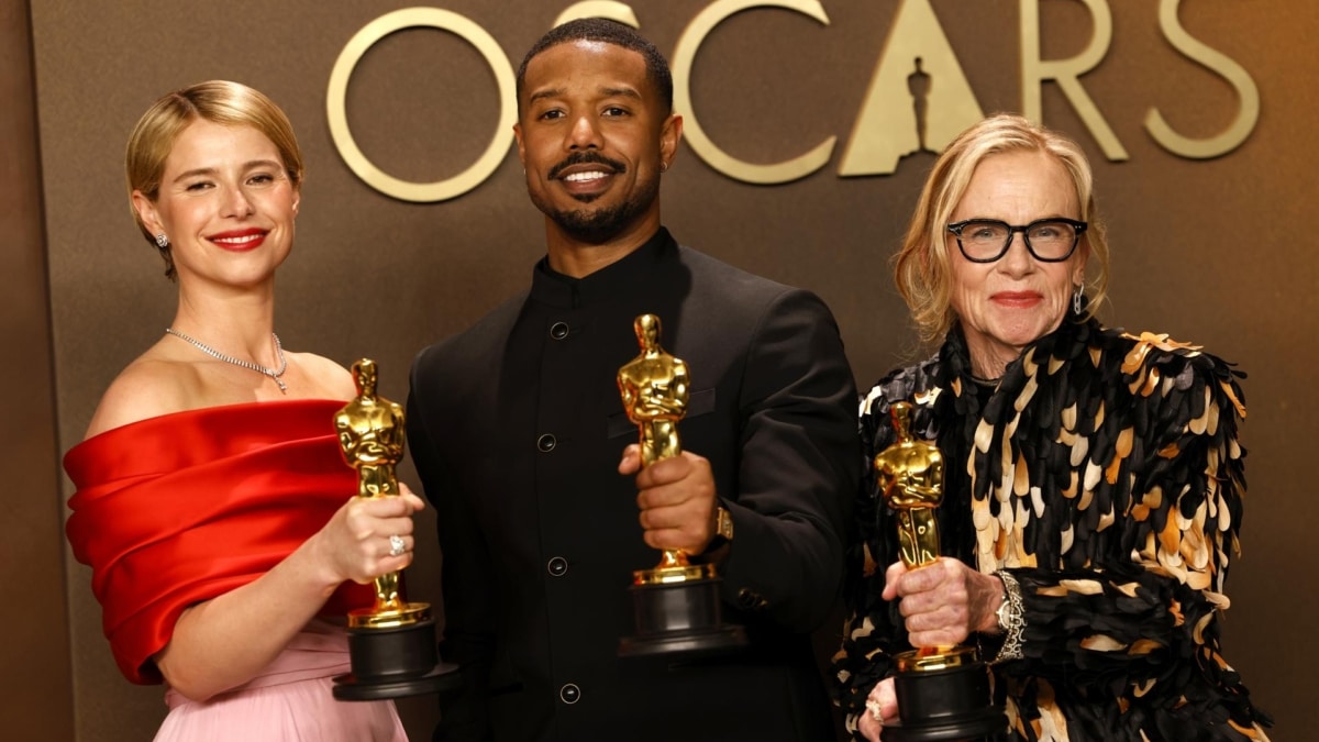 Jessie Buckley, Michael B. Jordan y Amy Madigan, ganadores del Oscar en la categoría de interpretación