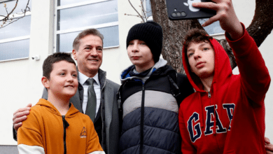 Ajustada victoria para el primer ministro europeísta de Eslovenia en unas elecciones enrarecidas por la supuesta injerencia extranjera