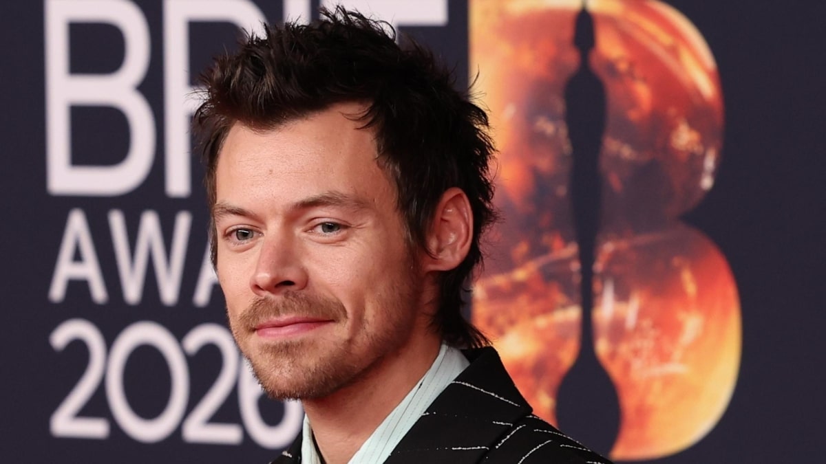 Harry Styles posa en la alfombra roja durante la ceremonia de los Premios BRIT 2026