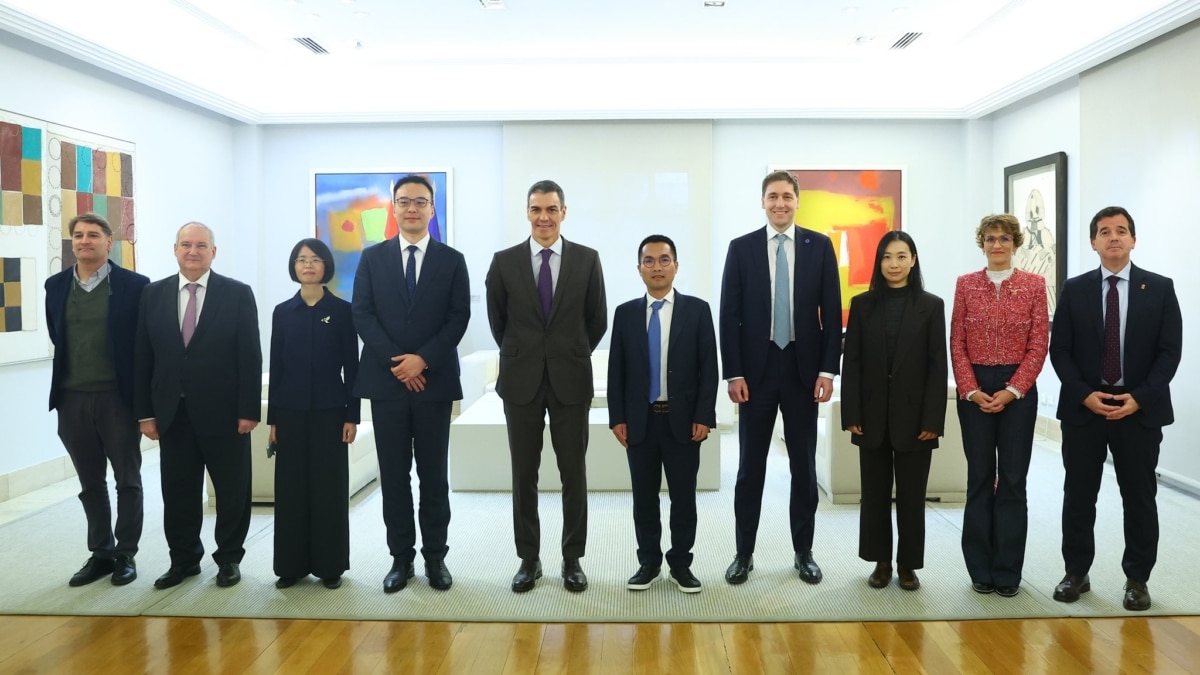 Jeff Wu, el empresario chino de las baterías que almacenará excedentes de energía solar y eólica en Navarra