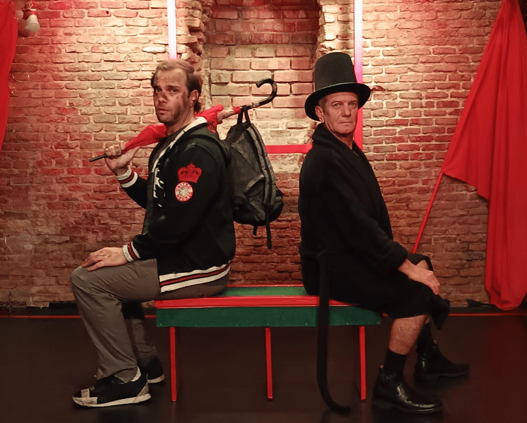 Una sátira del nacionalismo y denuncia del malestar social