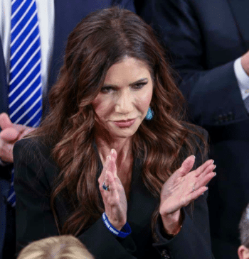 Donald Trump destituye a la secretaria de Seguridad Nacional Kristi Noem