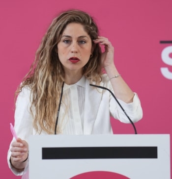 Sumar critica los "giros a la derecha" del PSOE por las rebajas [...]