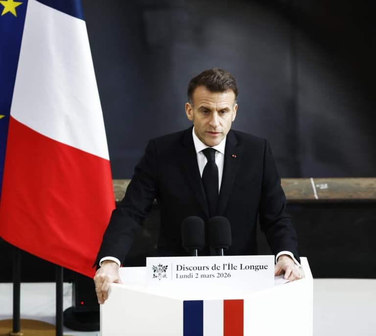 Macron anuncia el aumento del arsenal nuclear de Francia "a la altura del desafío" internacional