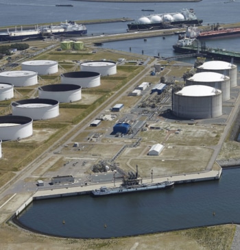 Qatar paraliza su exportación de gas por "fuerza mayor"