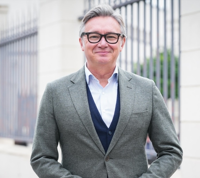 Quién es Manuel Gavira, el candidato de Vox en Andalucía