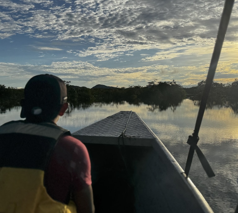 En la selva de Matavén, el paraíso de los Piaroa bendecido y amenazado por el agua