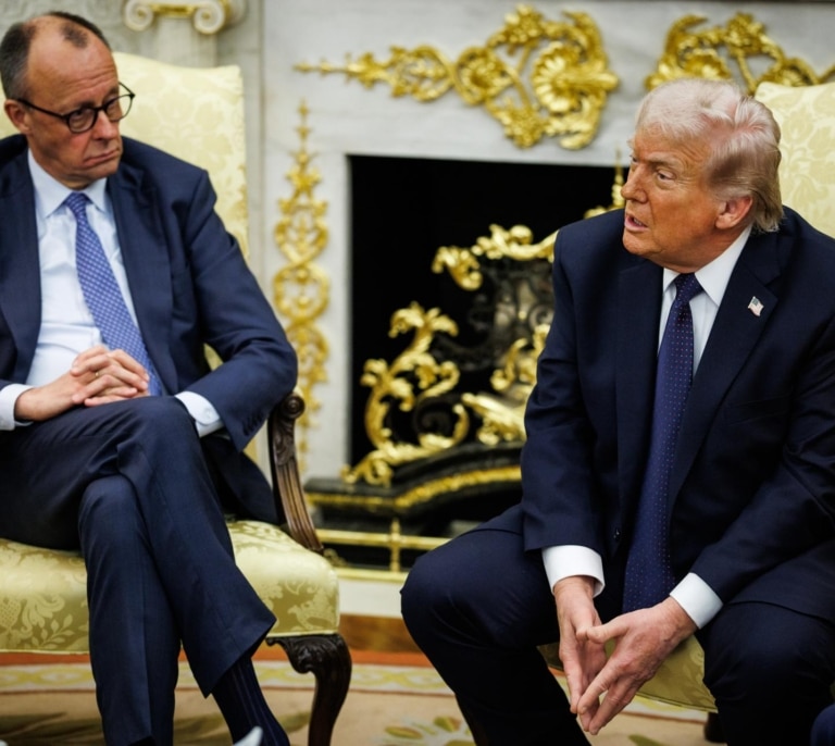 El canciller alemán Merz deja solo a Sánchez en su batalla contra Trump