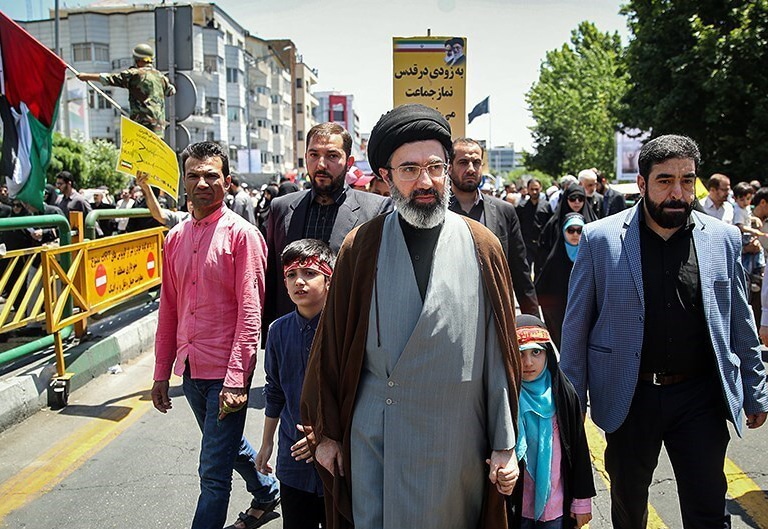 Mojtaba Jamenei, nuevo ayatolá, sucede a su padre como líder supremo de Irán
