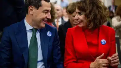 Montero se queda sin un 'cara a cara' electoral con Moreno para intentar salvar su campaña