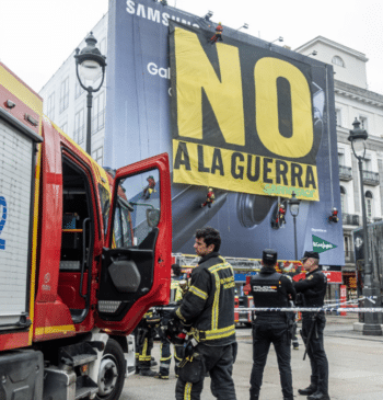La Comunidad de Madrid responde a la lona de Greenpeace en Sol: [...]