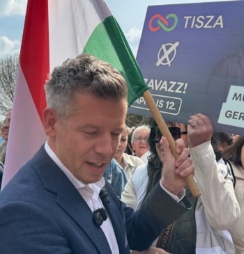 Péter Magyar, la peor pesadilla de Orbán: "En Hungría está en juego [...]