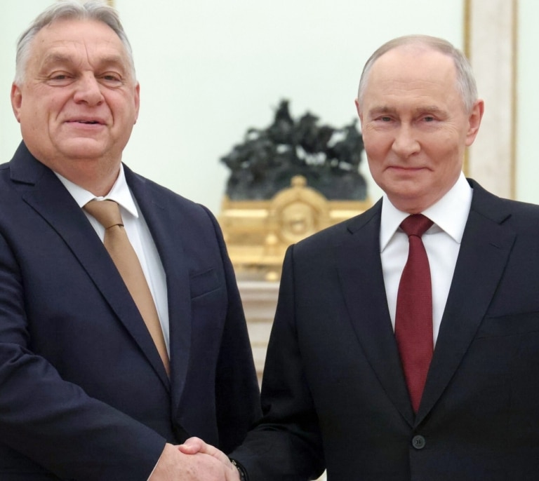 Orbán presenta cargos por espionaje contra un periodista experto en su conexión con el Kremlin