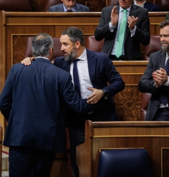 Espinosa de los Monteros y Ortega Smith abren la veda para un [...]