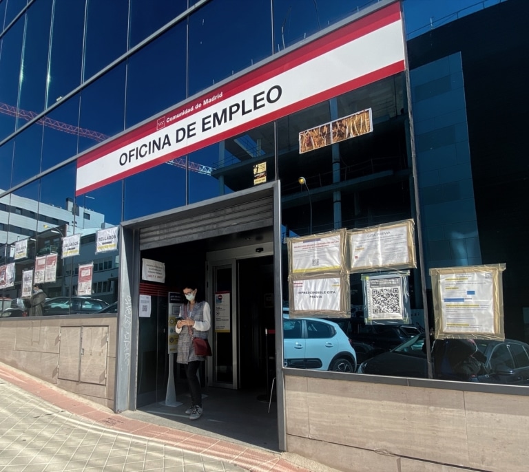 El paro sube en 3.584 personas en febrero por el desempleo joven