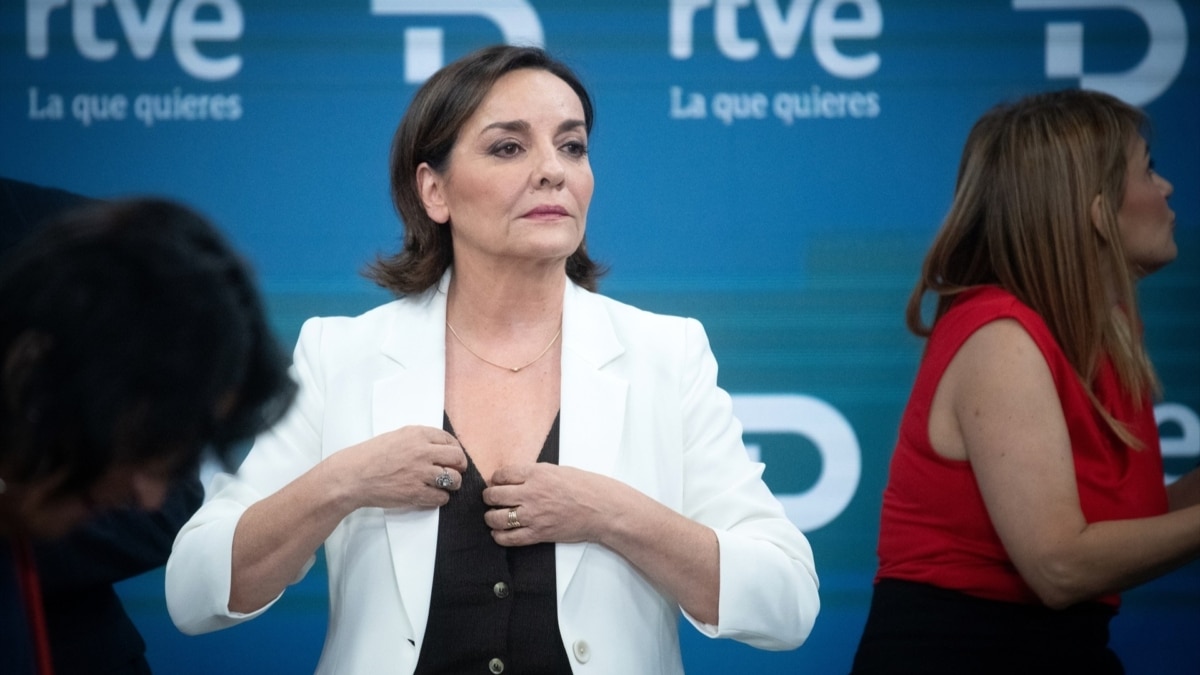 Pepa Bueno entrevistará a la vicepresidenta del Gobierno junto a Juan Ramón Lucas y la directora de Economía de EFE, Mamen Jiménez.