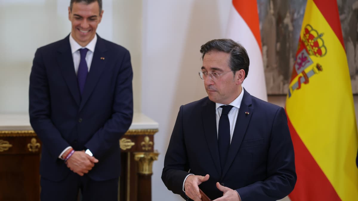 Pedro Sánchez y José Manuel Albares