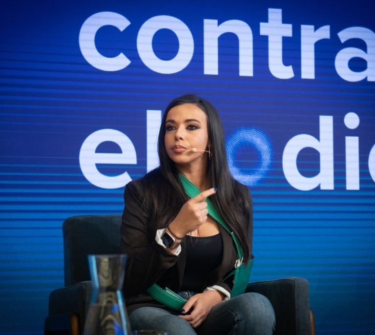 Sarah Santaolalla ya no comenta las noticias; es la noticia