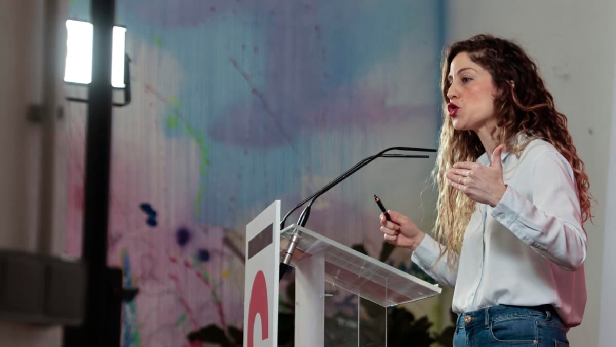 Lara Hernández, coordinadora de Movimiento Sumar, este lunes en rueda de prensa desde el Espacio Rastro, en Madrid