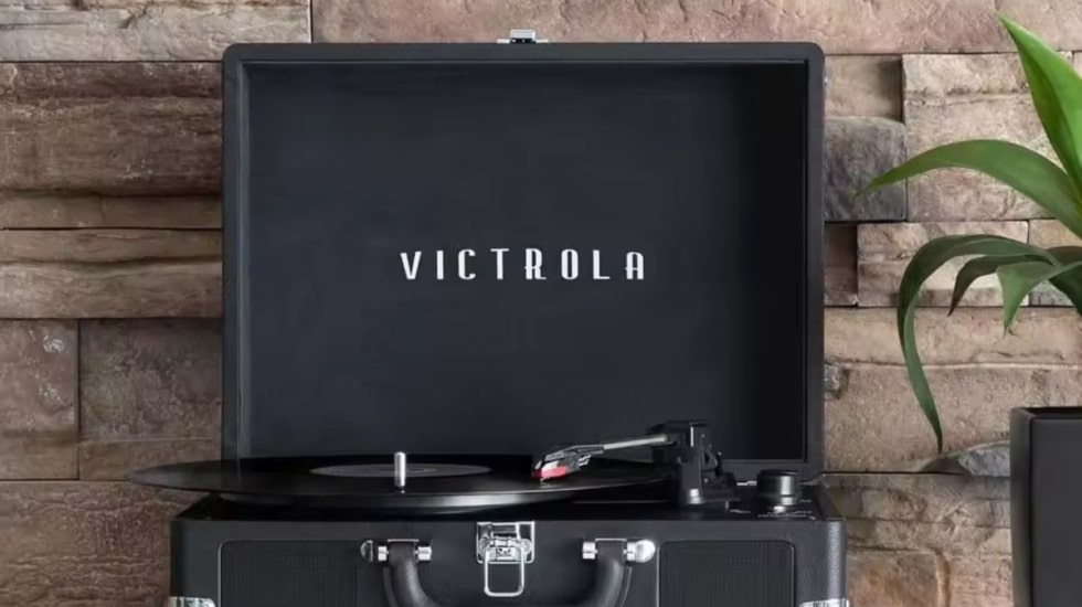 Los tocadiscos están en su 'prime' este 2026: por qué ha vuelto la moda de comprar vinilos